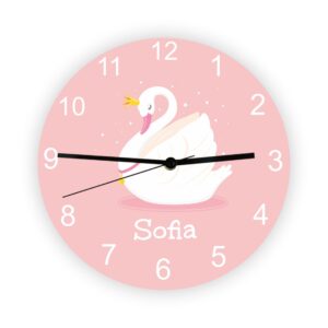 Ceas de perete personalizat model lebădă, cu numele fetiței